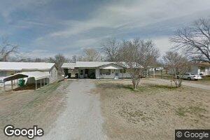 712 E B Ave, Waurika, OK 73573