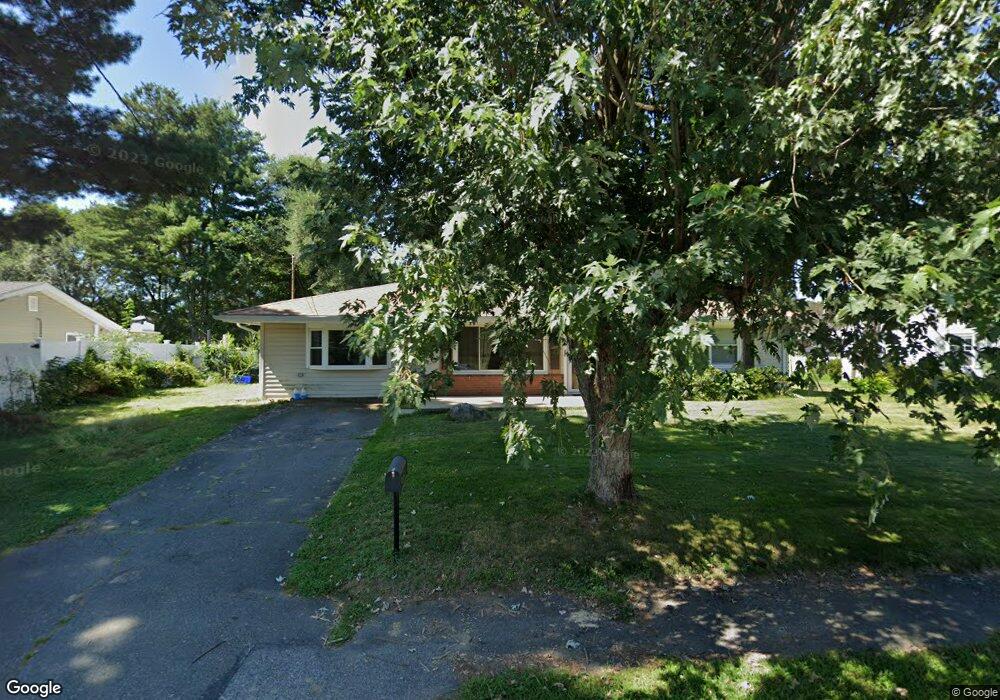 39 Ruthellen Rd, Bellingham, MA 02019 - photo 1