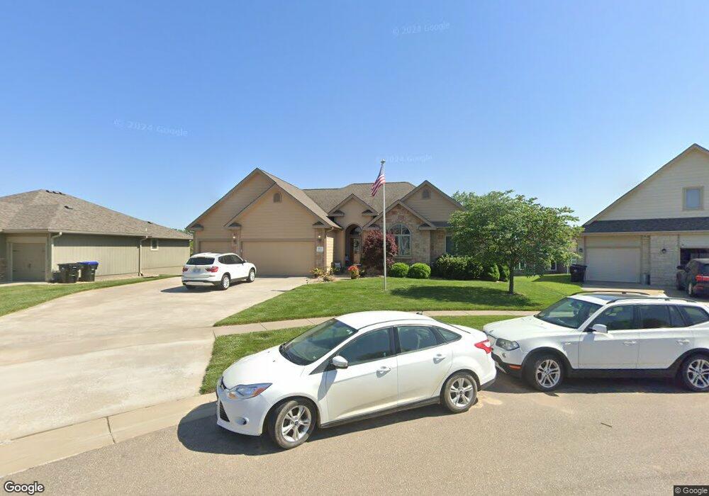 8011 SW 28th Ct, Topeka, KS 66614 - photo 1