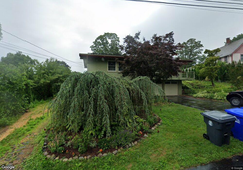 25 Montgomery Pkwy, Branford, CT 06405 - photo 1