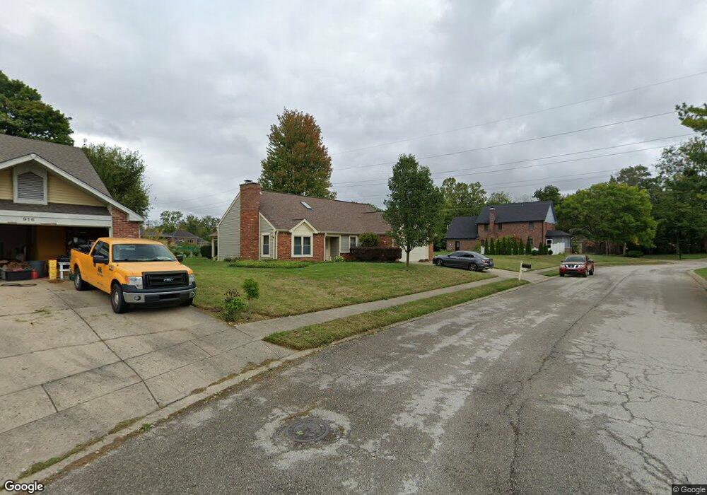 920 Johnathan Dr, Plainfield, IN 46168 - photo 1