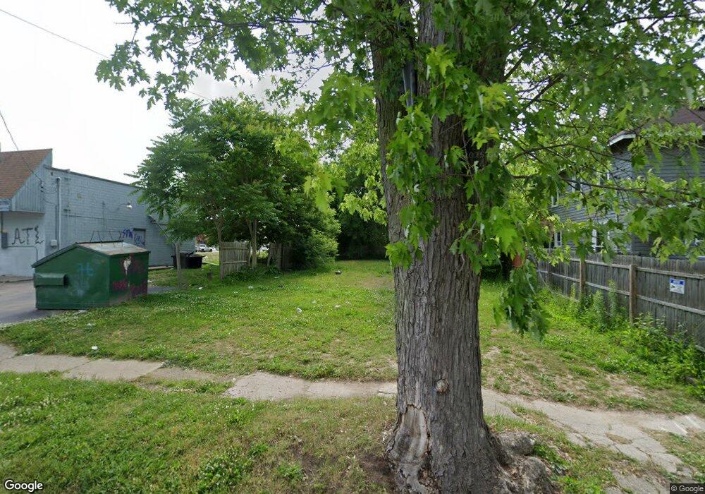 1913 N Lynch St, Flint, MI 48506 - photo 1