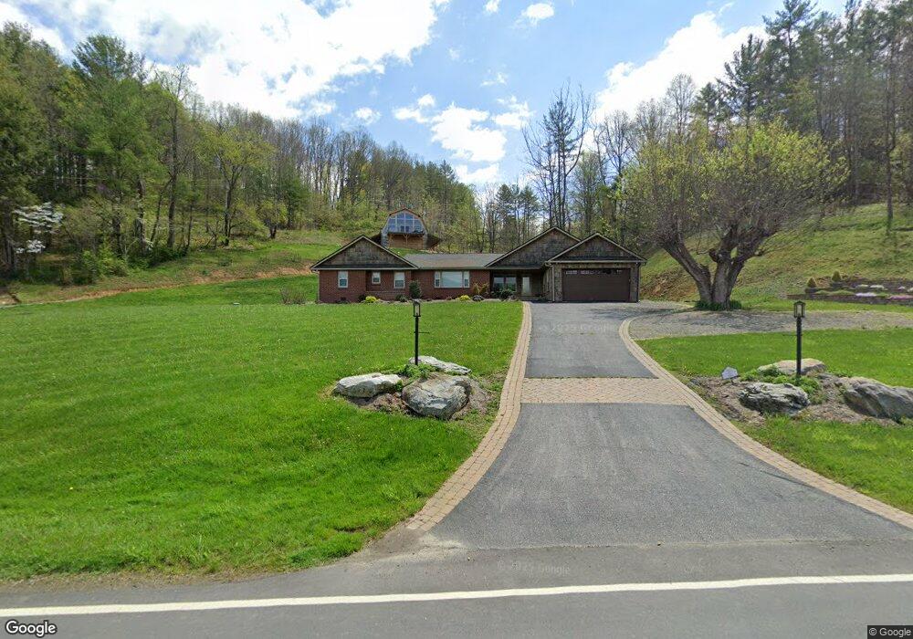 135 Prices Creek Rd, Burnsville, NC 28714 - photo 1