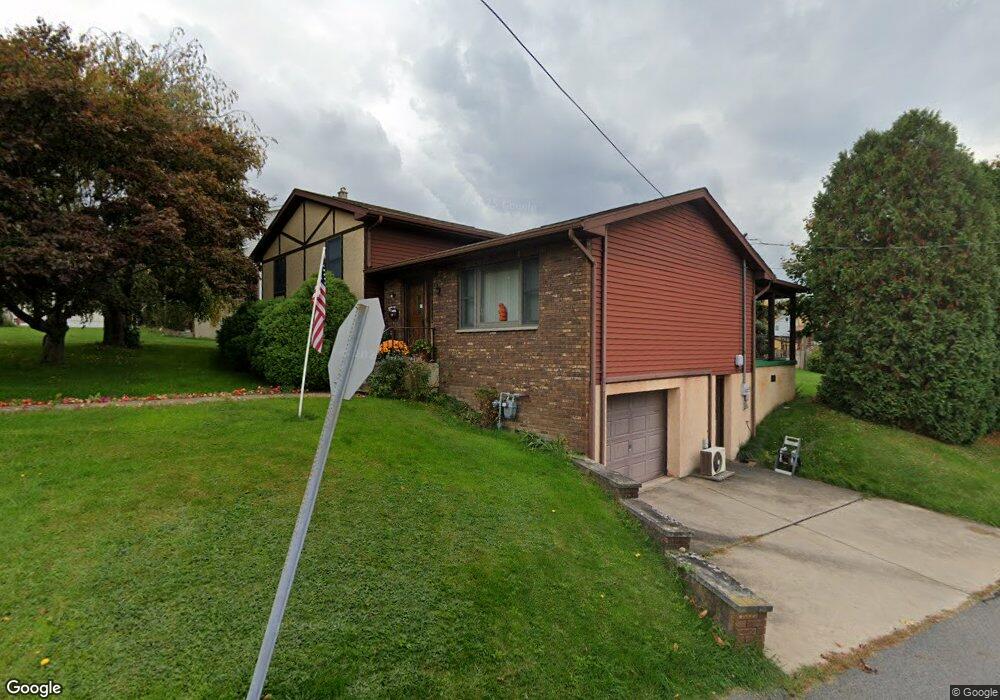 508 Short St, Throop, PA 18512 - photo 1