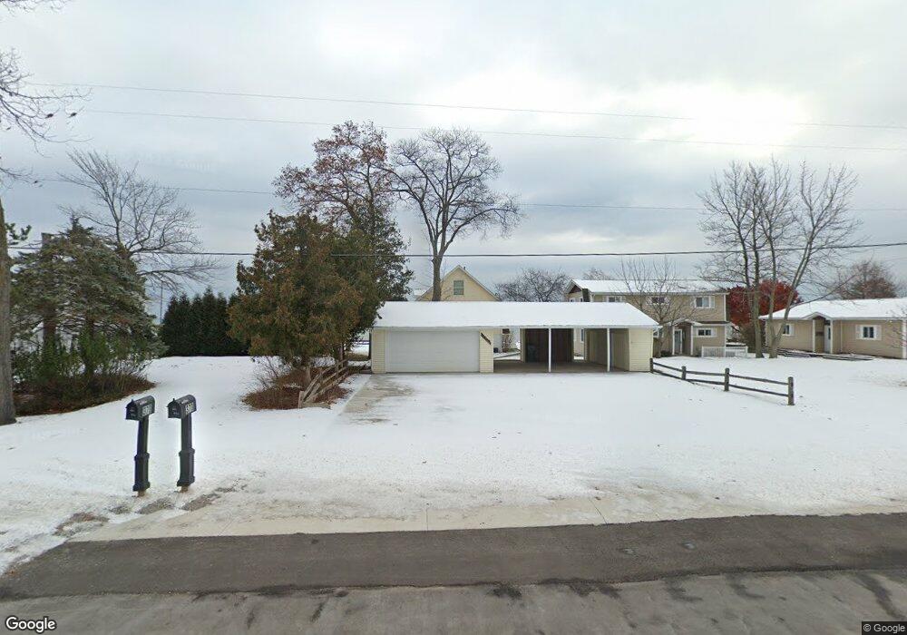 370 N Huron Rd, Au Gres, MI 48703 - photo 1