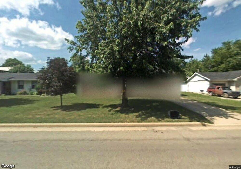 505 E Marion St, Converse, IN 46919 - photo 1