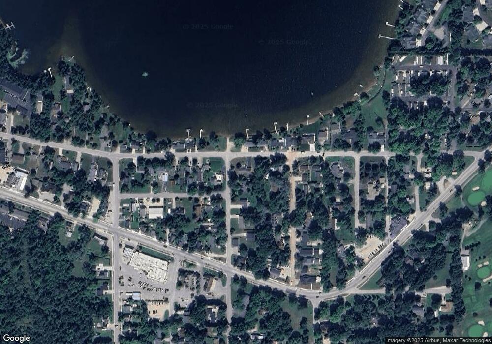 400 Lake St, Elk Rapids, MI 49629 - photo 1