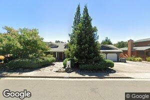 3233 Lake Redding Dr, Redding, CA 96003