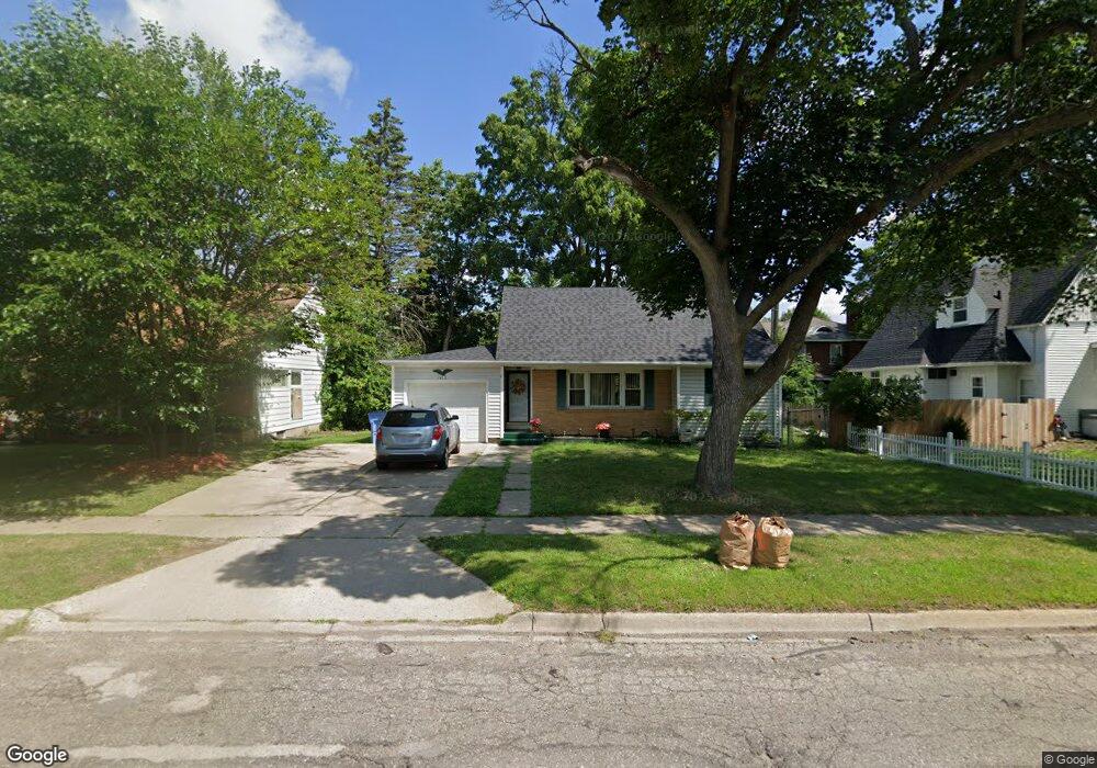 1510 W Saint Joseph St, Lansing, MI 48915 - photo 1