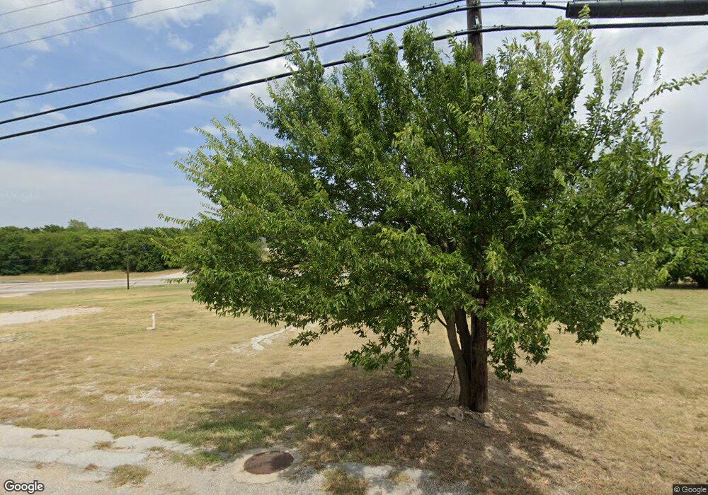 204 N Chico Ave, Decatur, TX 76234 - photo 1