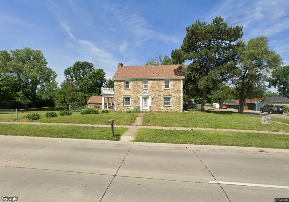 3201 SE Adams St, Topeka, KS 66605 - photo 1