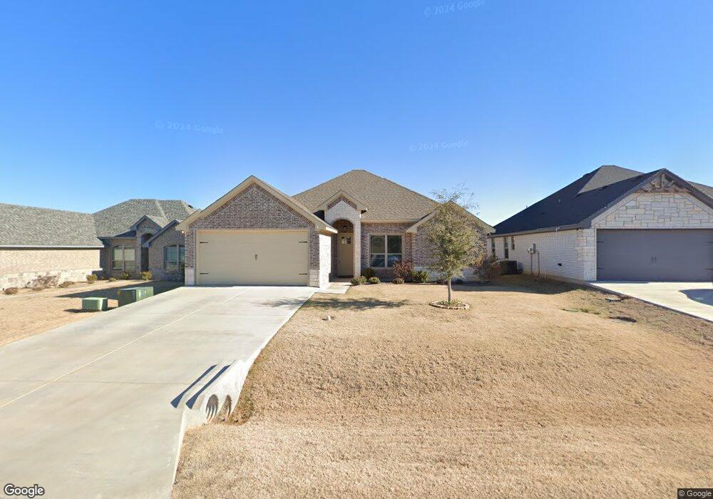 3313 Windcrest Dr, Granbury, TX 76049 - photo 1