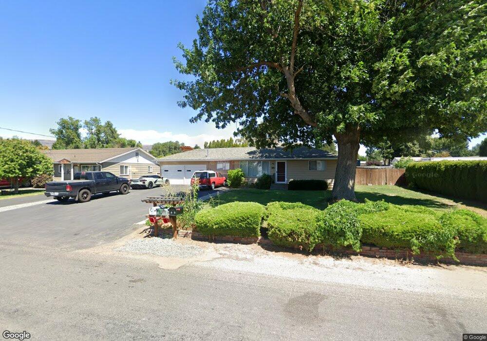 33 N James Ave, East Wenatchee, WA 98802 - photo 1