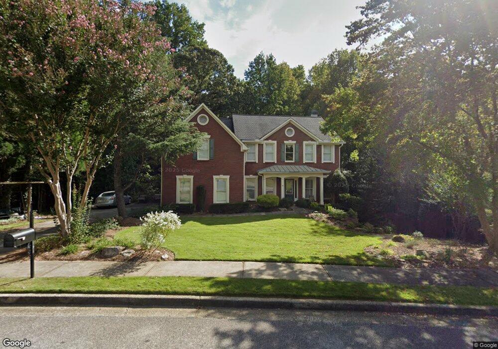 641 Sweetfern Ln unit III, Sugar Hill, GA 30518 - photo 1