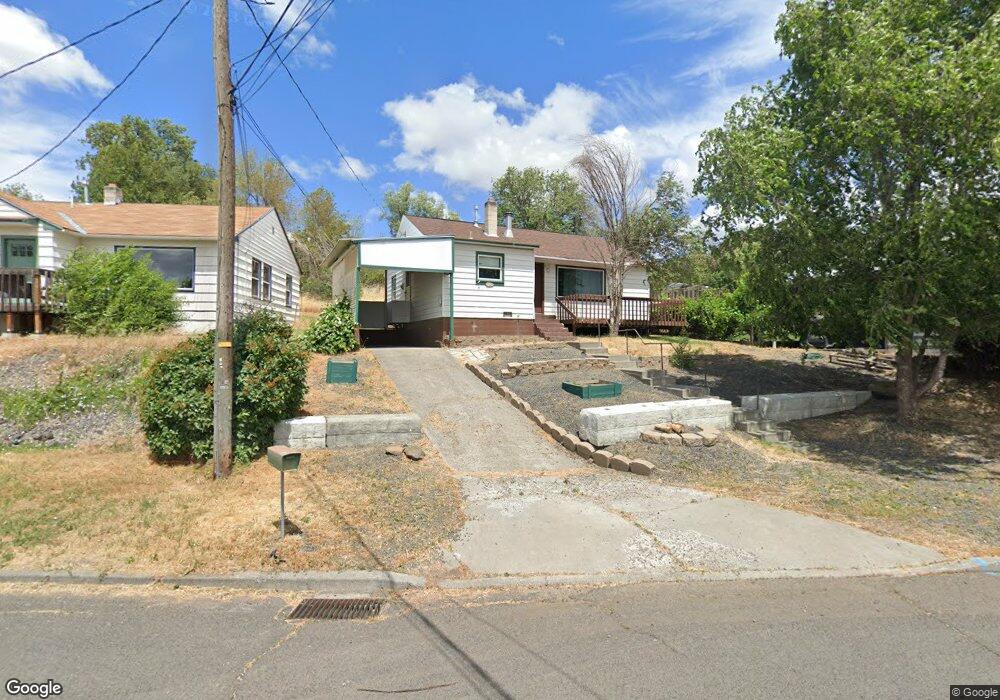 1215 NW Ellis Ave, Pendleton, OR 97801 - photo 1