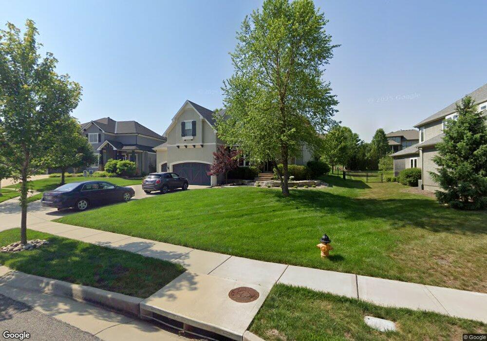 16809 Bluejacket St, Overland Park, KS 66062 - photo 1