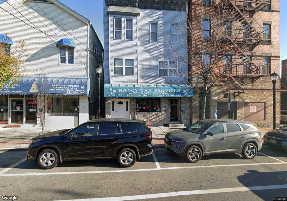 702 New York Ave unit 2, Union City, NJ 07087 - photo 1