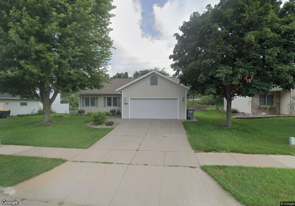 1021 Eastwood St, Holmen, WI 54636 - photo 1