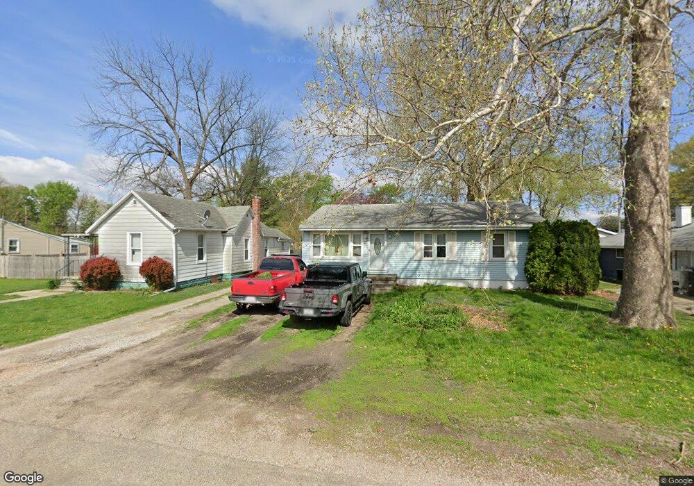 1214 N Ottawa St, Lincoln, IL 62656 - photo 1