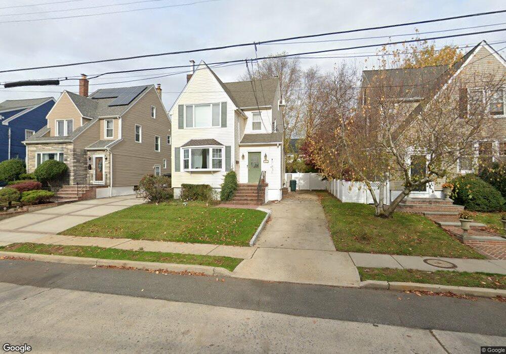 61 Orleans Rd, Valley Stream, NY 11581 - photo 1