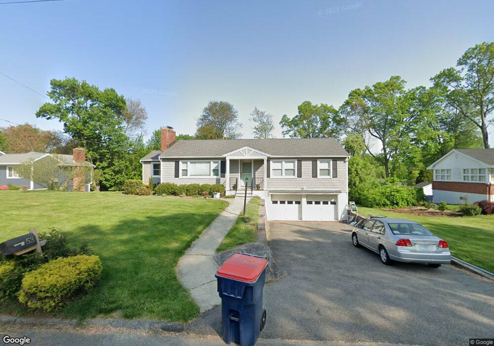 53 Macarthur Rd, Trumbull, CT 06611 - photo 1