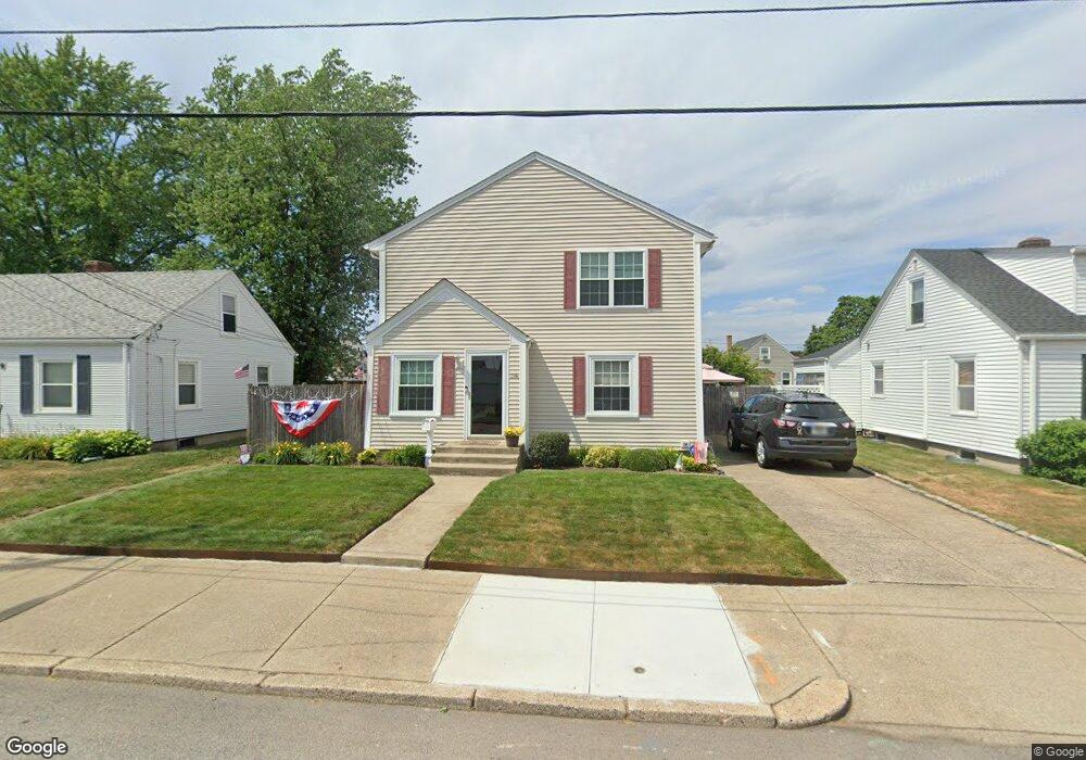 396 Vine St, Pawtucket, RI 02861 - photo 1