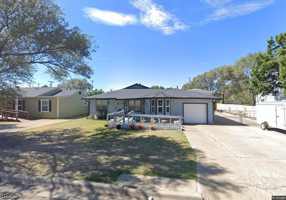 105 Spruce Ave, Dumas, TX 79029 - photo 1