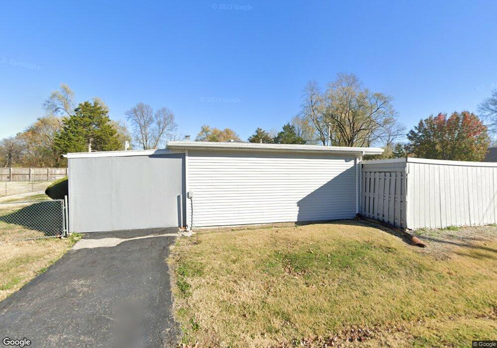 612 Drost St, Maryville, IL 62062 - photo 1