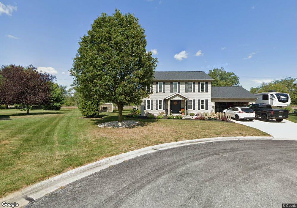 2092 Morning Glory Dr, Lima, OH 45807 - photo 1