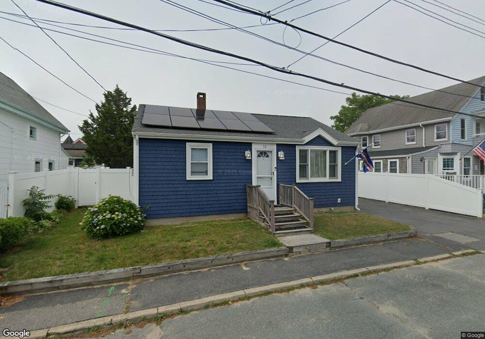 12 Holly Cir, Buzzards Bay, MA 02532 - photo 1