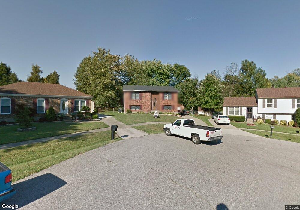 6903 Spourtland Dr, Louisville, KY 40228 - photo 1