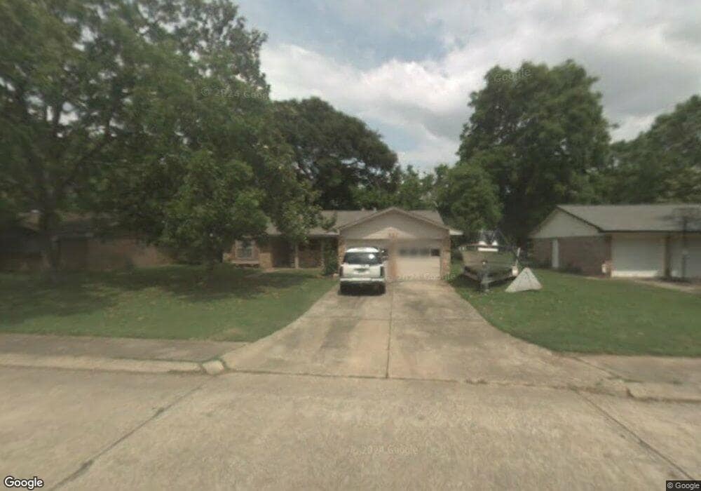 537 Sycamore St, Lake Jackson, TX 77566 For Sale