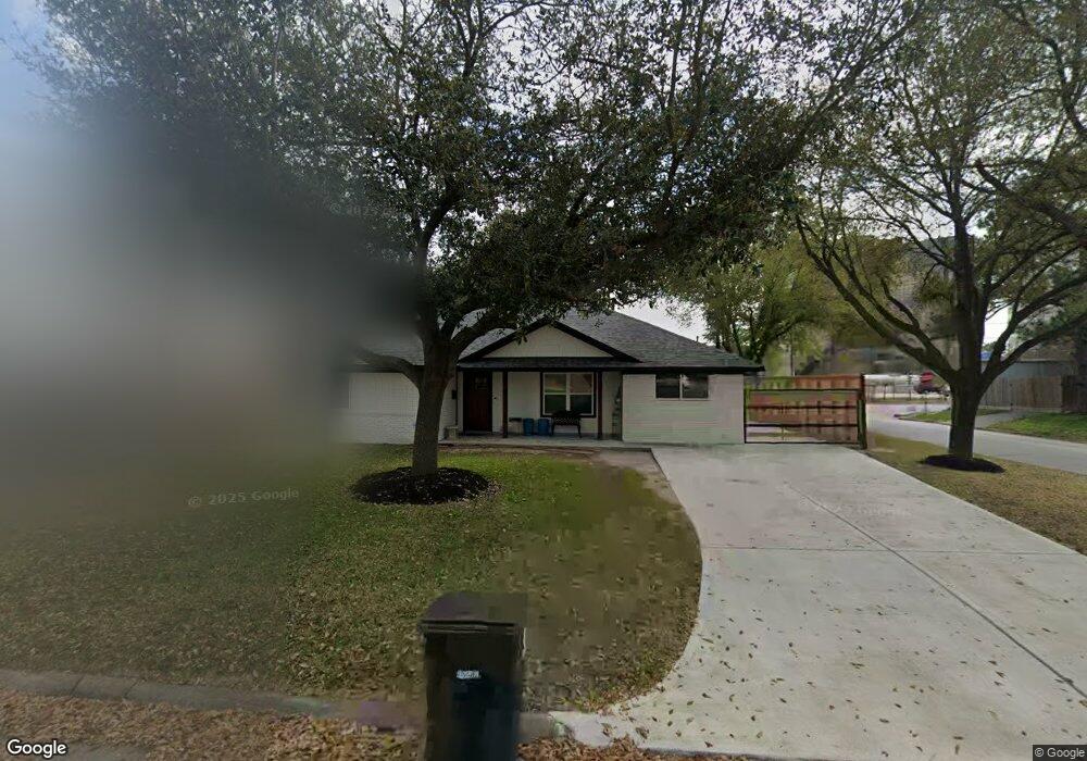 1051 W 30th St, Houston, TX 77018 - photo 1