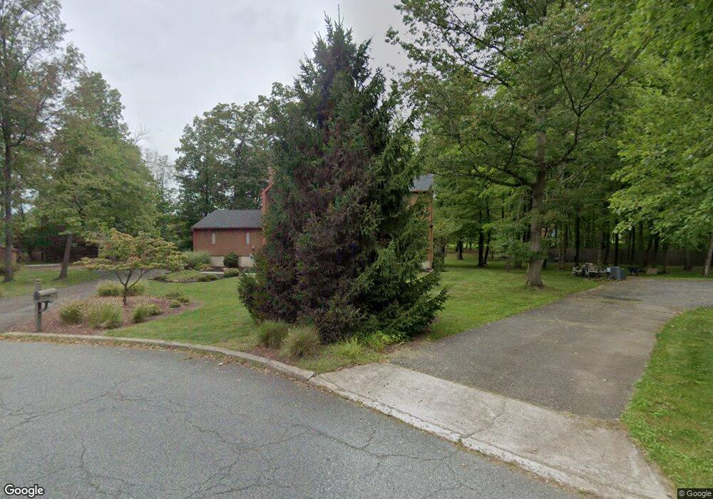 16 Twin Oaks Ln, Annandale, NJ 08801 - photo 1