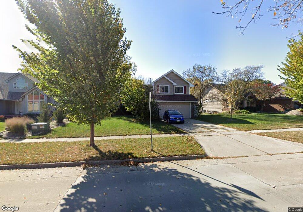 4412 Bel Aire Rd, Des Moines, IA 50310 - photo 1