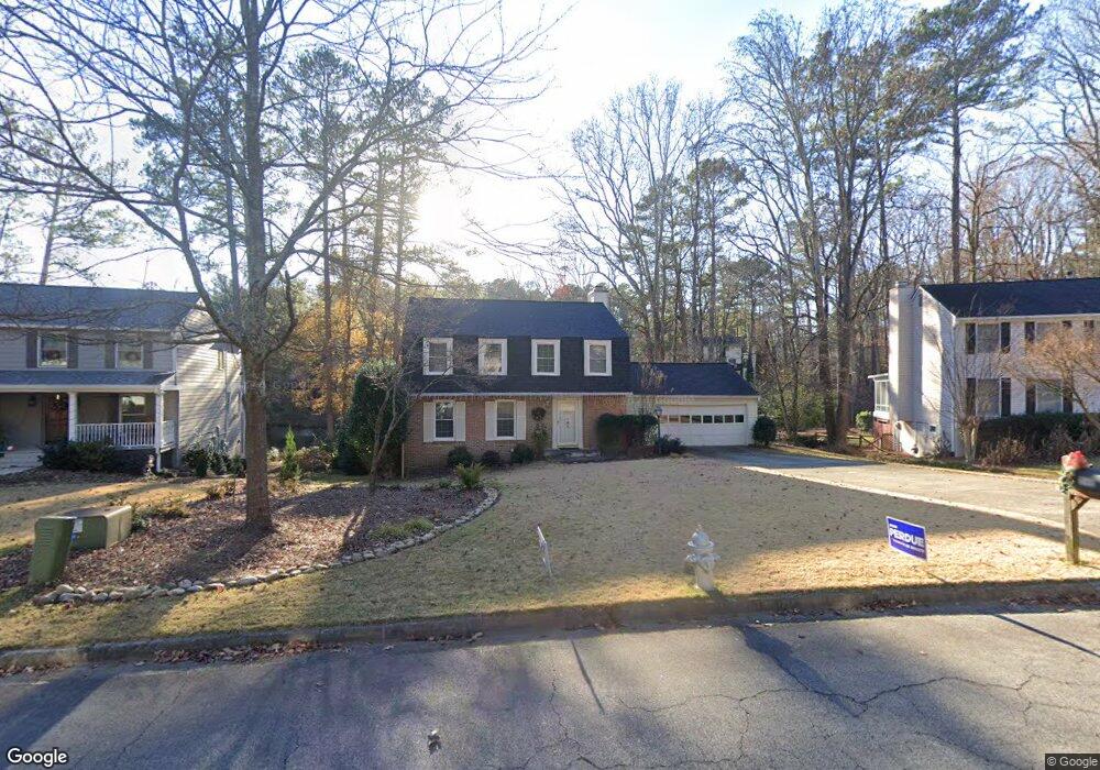 560 Sailwind Dr, Roswell, GA 30076 - photo 1
