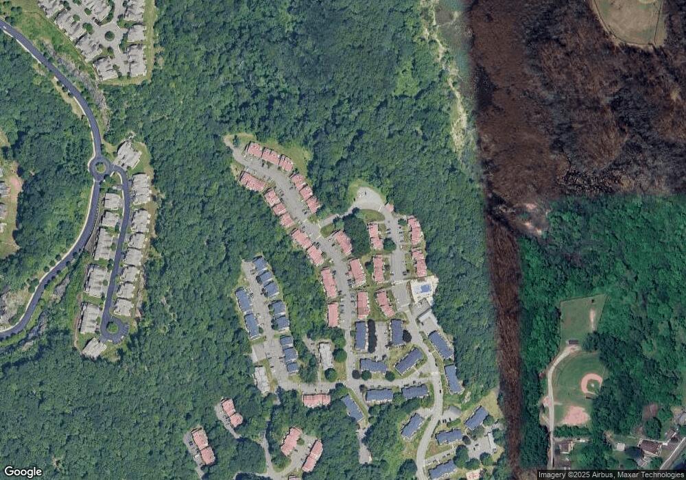 43 Deer Run, Bethel, CT 06801 - photo 1