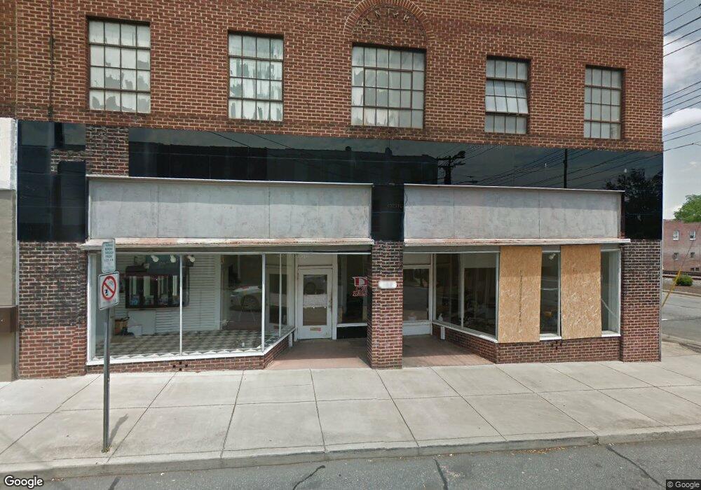 102 Gilmer St, Reidsville, NC 27320 - photo 1