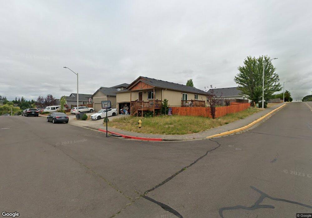 1136 E 11th St, Lafayette, OR 97127 - photo 1