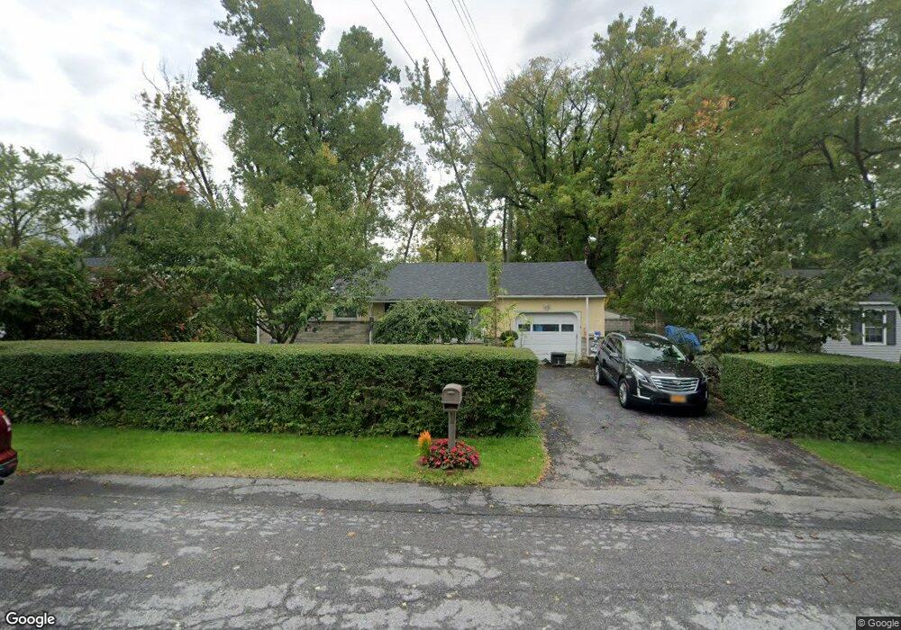 9 Winslow Dr, Schenectady, NY 12309 - photo 1