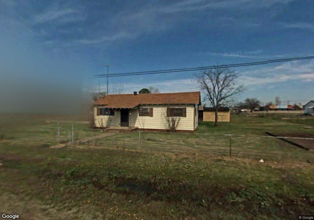 106 Travis, Millsap, TX 76066 - photo 1