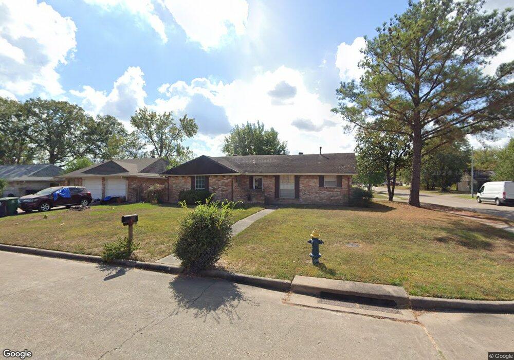 7235 Yellow Pine Dr, Houston, TX 77040 - photo 1