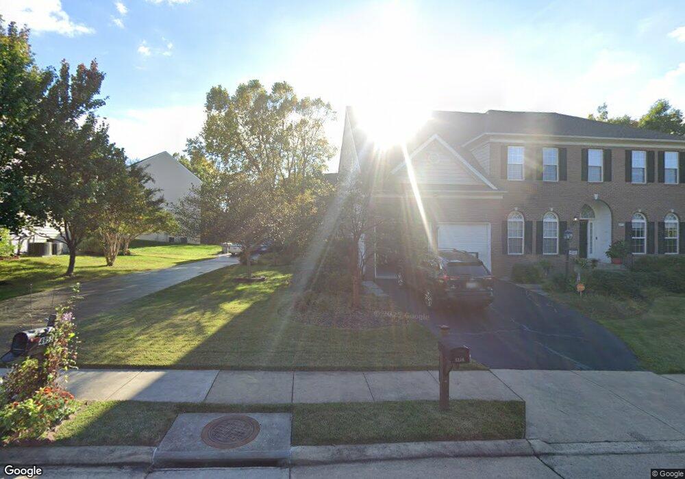 4958 Marshall Crown Rd, Centreville, VA 20120 - photo 1