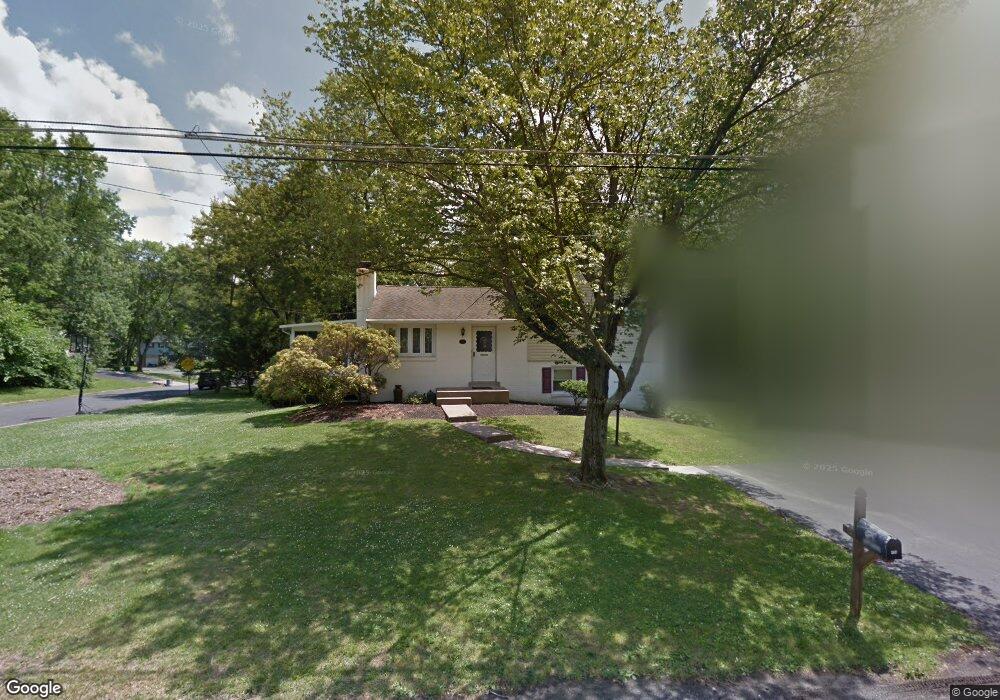 424 W Richardson Ave, Langhorne, PA 19047 - photo 1