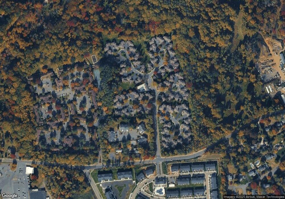 8 Westminster Ln, Middletown, NJ 07748 - photo 1