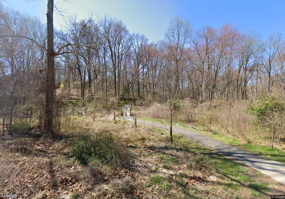 6924 Hickory Hill Ave, McLean, VA 22101 - photo 1