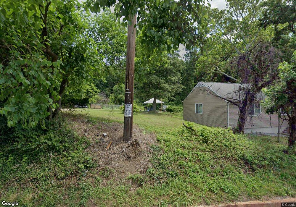 913 Hill Rd, Hyattsville, MD 20785 - photo 1