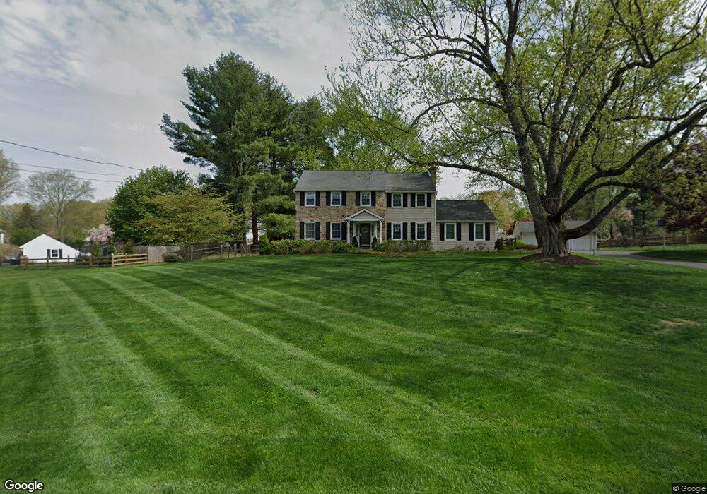 33 Glen Dr, Doylestown, PA 18901 - photo 1