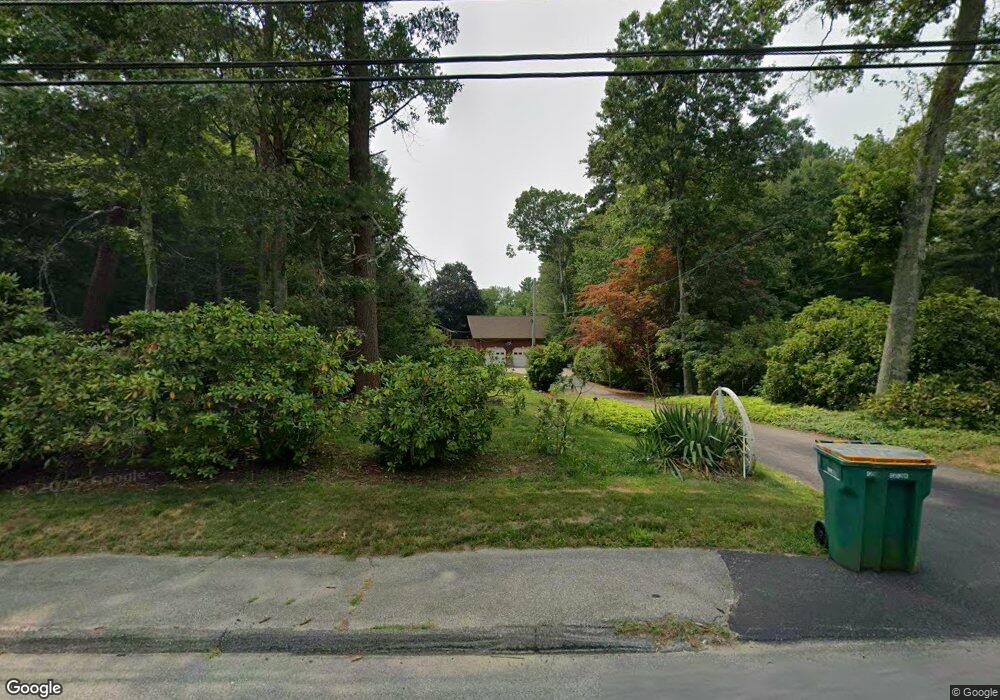 483 Elm St, Mansfield, MA 02048 - photo 1