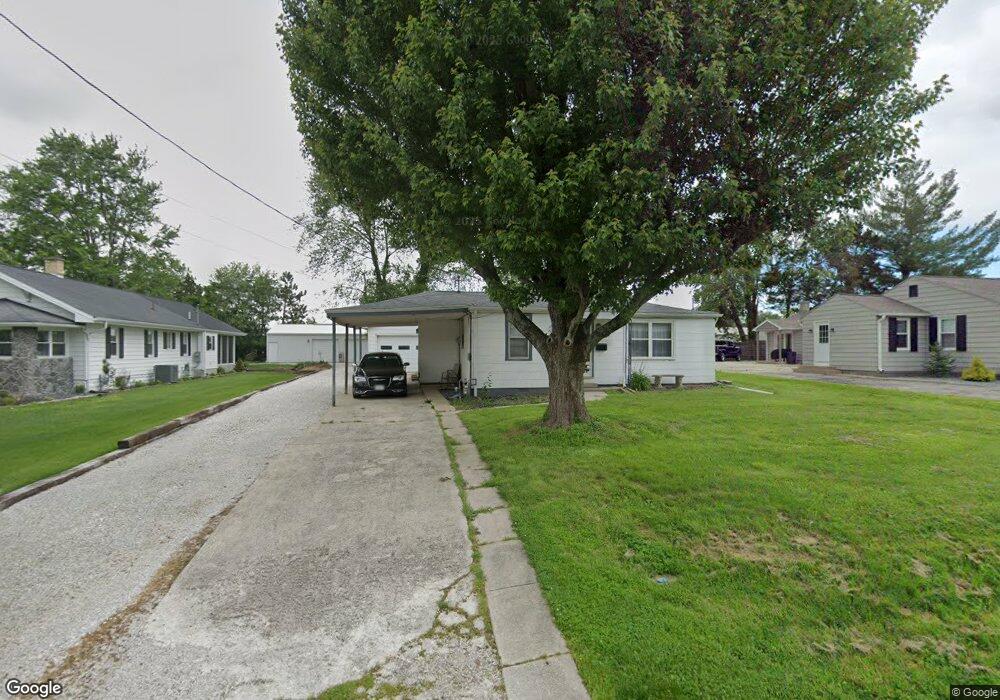 907 N Line St, Loogootee, IN 47553 - photo 1